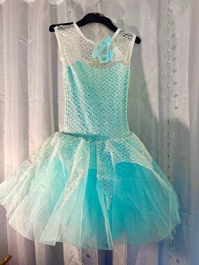 Elsa Ballet Dress, Size S, with hair accessory and necklace